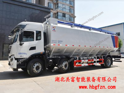 東風(fēng)天錦小三軸液壓30方散裝飼料運輸車